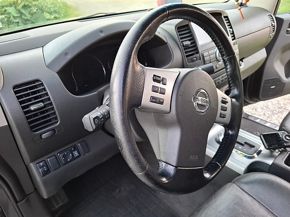 Nissan Navara 10 of 27
