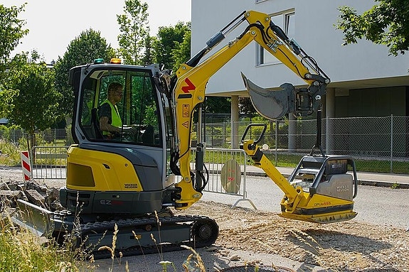 Wacker Neuson EZ26-2 3 of 5