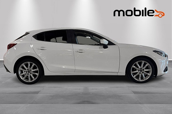 Mazda 3 2 of 5