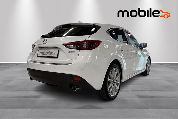Mazda 3 3 of 5