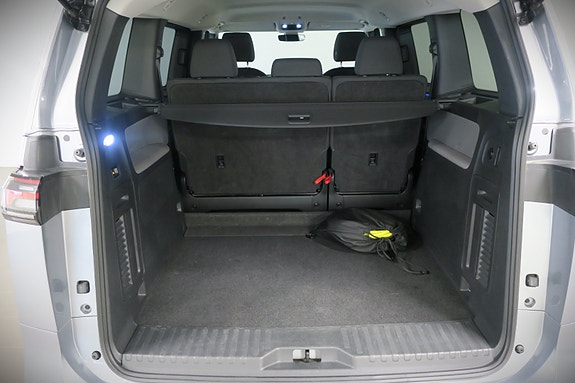 Volkswagen ID. Buzz 7 of 16