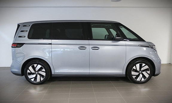 Volkswagen ID. Buzz 3 of 16