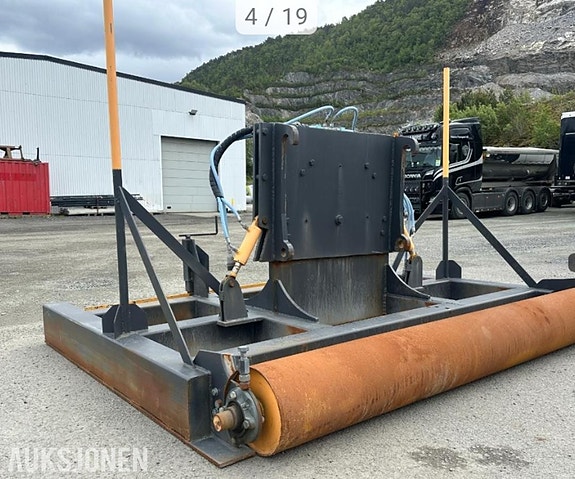 Volvo Norje hydraulisk planeringsbjelke 3m 4 of 5