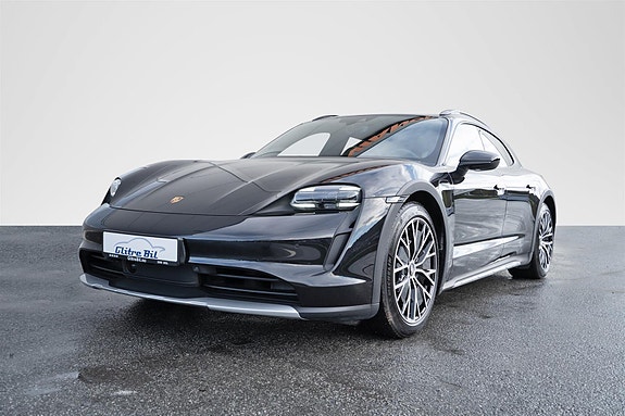 Porsche Taycan Cross Turismo 2 of 5