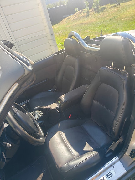 Mazda MX-5 11 of 27