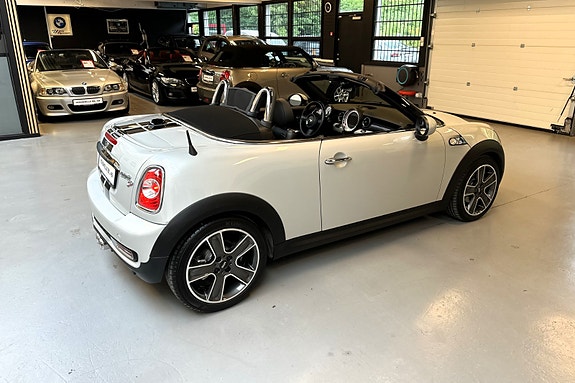 MINI Cooper S 5 of 30