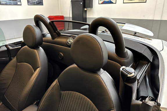 MINI Cooper S 28 of 30