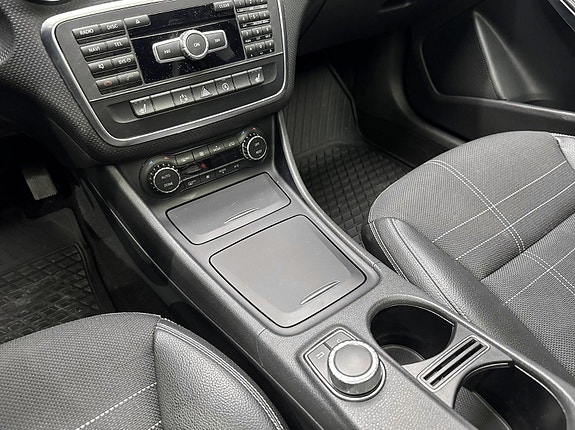 Mercedes-Benz A200 d 16 of 30
