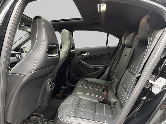 Mercedes-Benz A200 d 11 of 30