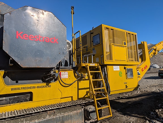 Keestrack B4e 2 of 5