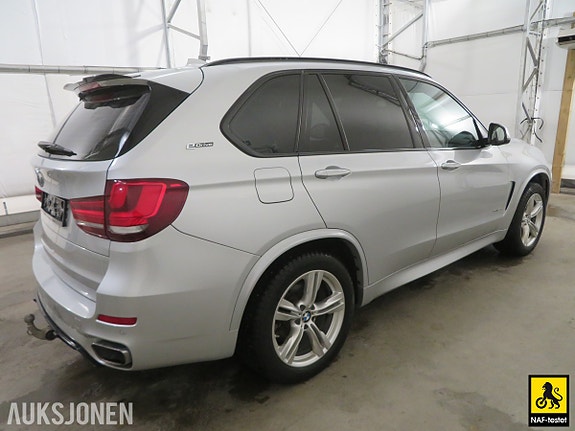 BMW X5 4 of 5