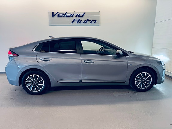 Hyundai IONIQ 5 of 5