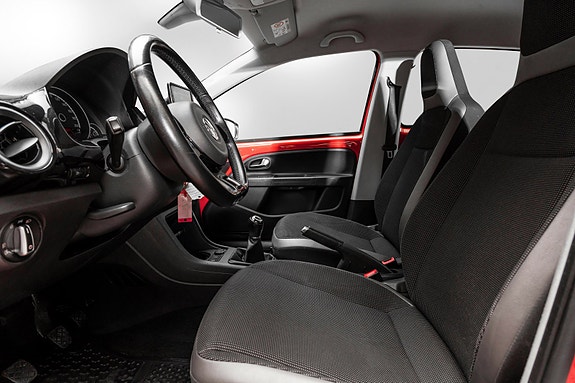 Volkswagen UP! 12 of 23