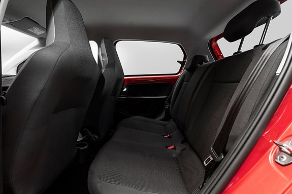 Volkswagen UP! 15 of 23