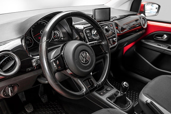 Volkswagen UP! 11 of 23