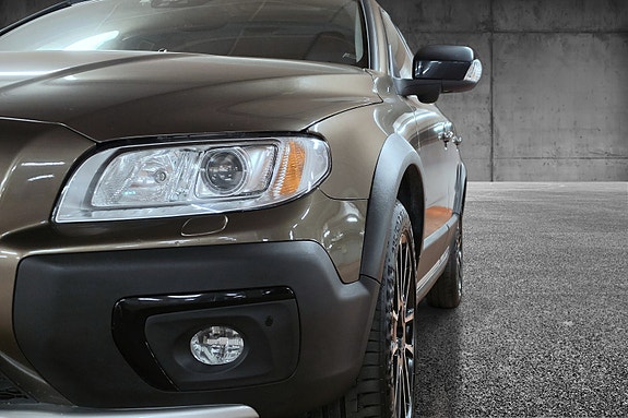 Volvo XC70 4 of 5