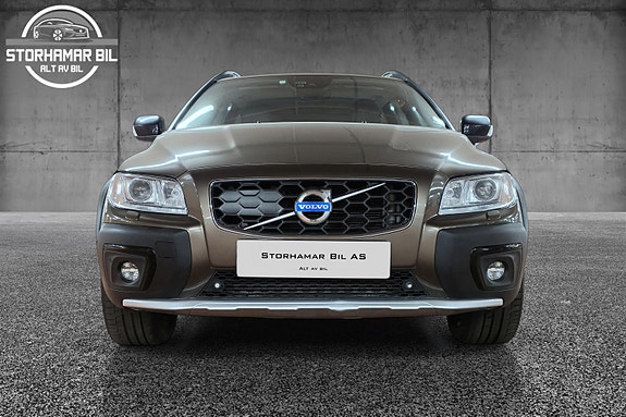 Volvo XC70 3 of 5