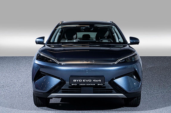 BYD Atto 3 2 of 5