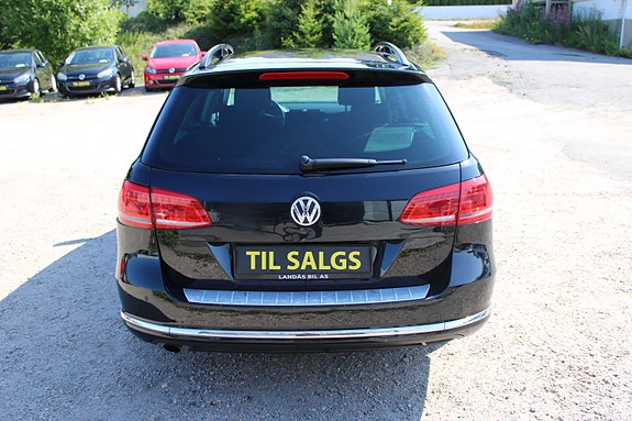 Volkswagen Passat 5 of 5