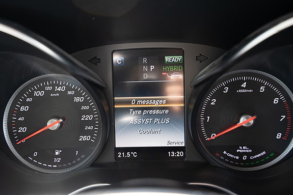 Mercedes-Benz GLC350 e 19 of 30