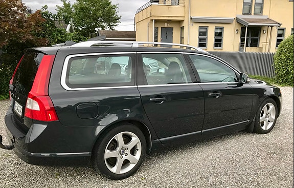 Volvo V70 5 of 20