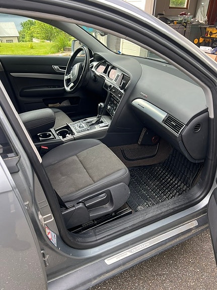Audi A6 allroad 4 of 5