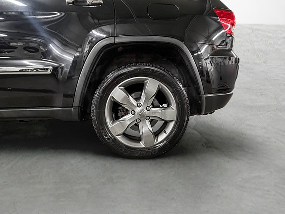 Jeep Grand Cherokee 3 of 5