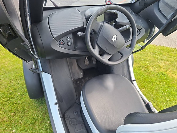 Renault Twizy 12 of 26
