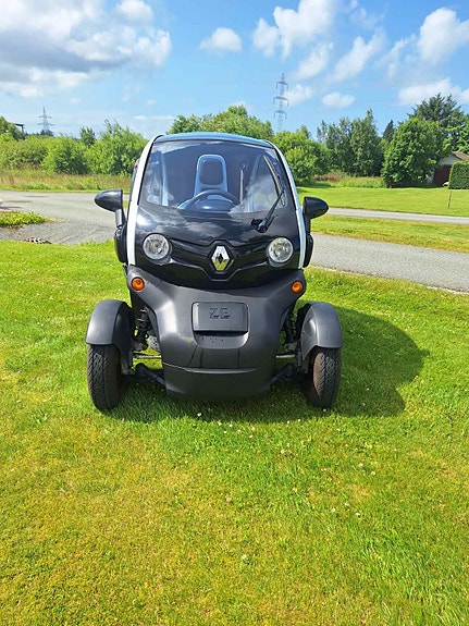 Renault Twizy 26 of 26