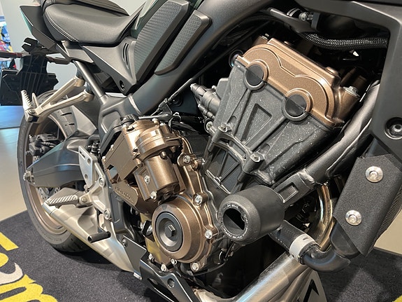 Honda CB650R E-Clutch 14 of 14
