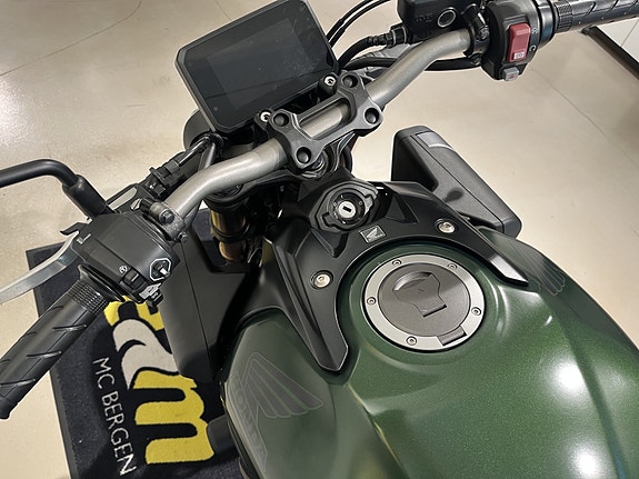 Honda CB650R E-Clutch 12 of 14