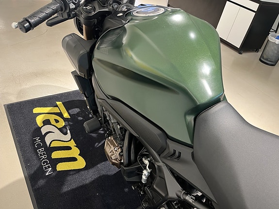 Honda CB650R E-Clutch 11 of 14