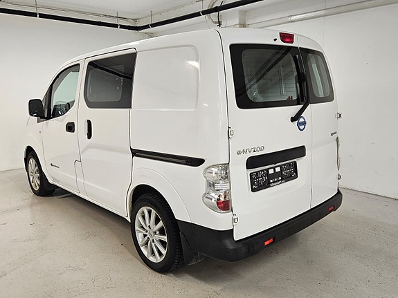 Nissan e-NV200 6 of 16