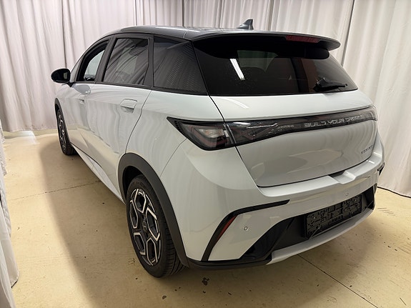 BYD Dolphin 6 of 26