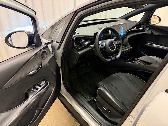 BYD Dolphin 16 of 26