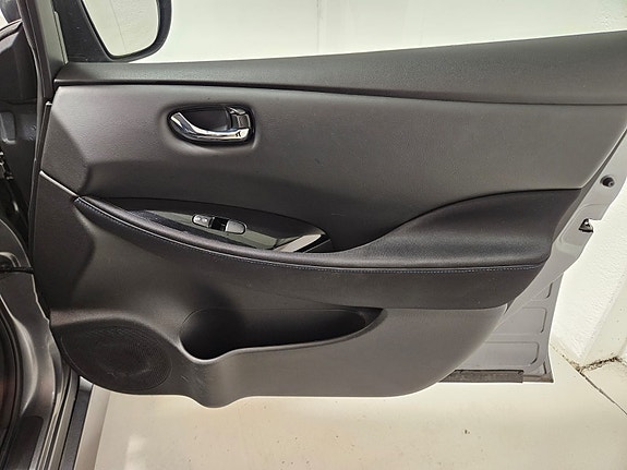 Nissan Leaf 14 of 20