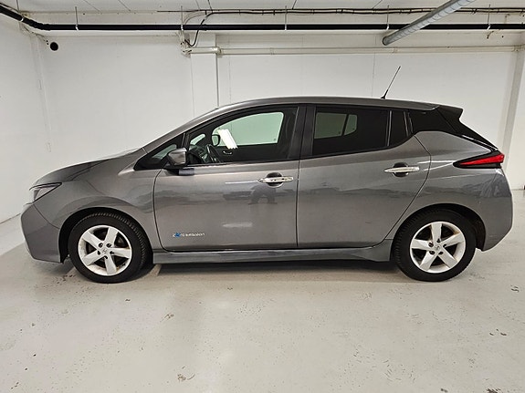 Nissan Leaf 6 of 20