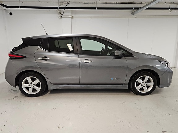 Nissan Leaf 7 of 20