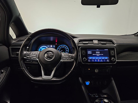 Nissan Leaf 10 of 20