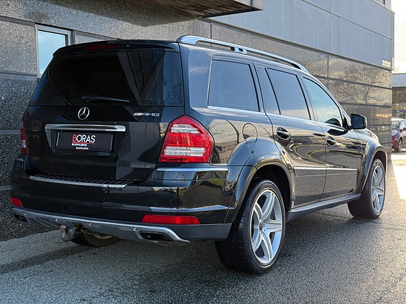 Mercedes-Benz GL 4 of 5