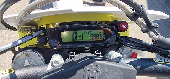Husqvarna TE 300i 4 of 5