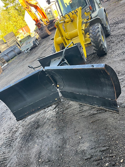 Atlas 65 med skuffe og gafler. Vi tar innbytte. 12 of 12
