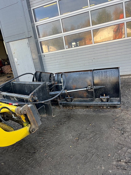 Atlas 65 med skuffe og gafler. Vi tar innbytte. 11 of 12