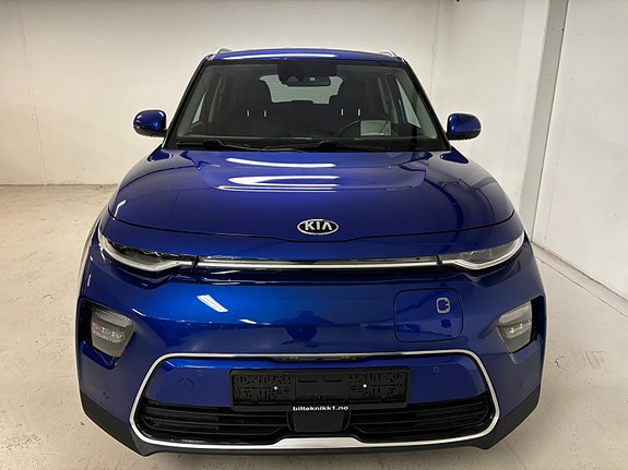 Kia e-Soul 2 of 5