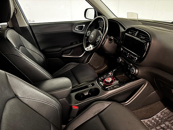 Kia e-Soul 14 of 30