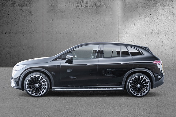 Mercedes-Benz EQE SUV 3 of 5