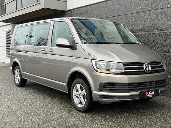 Volkswagen Caravelle 2 of 5