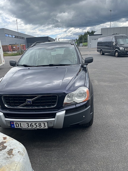 Volvo XC90 5 of 5