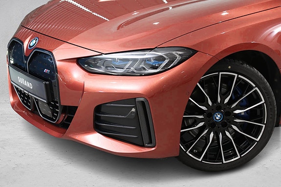 BMW i4 4 of 5