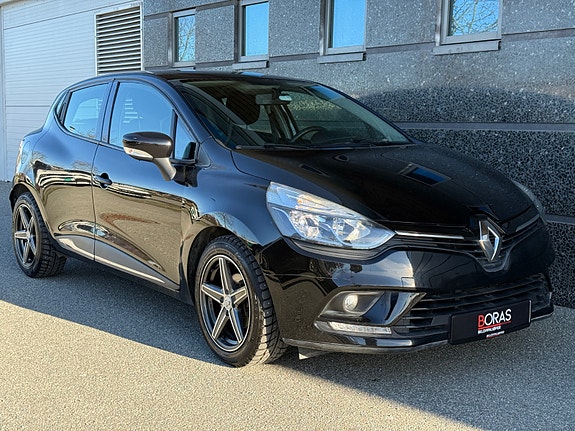 Renault Clio 2 of 5